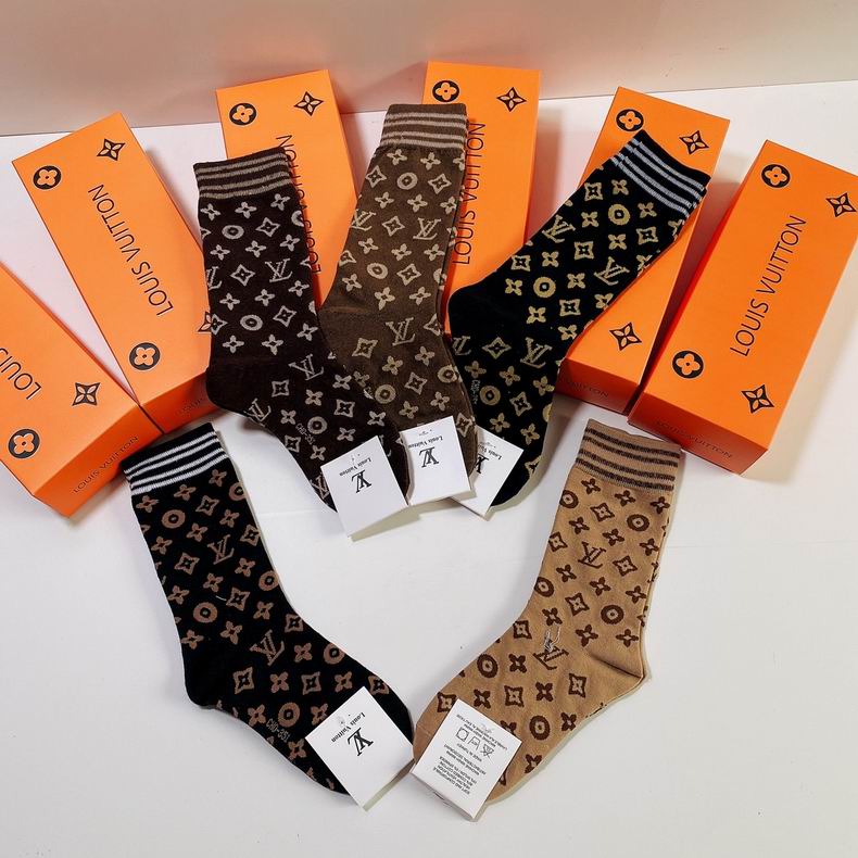 LV socks 43